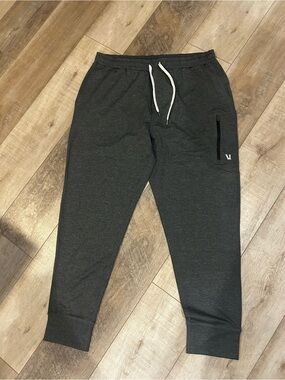 Vuori Men's Charcoal Grey Jogger Sweatpants with Drawstring
